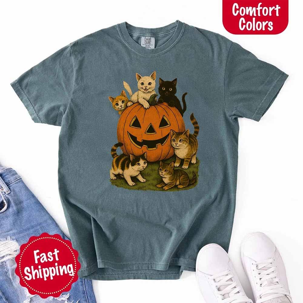 Vintage 90s Cat Halloween Comfort Colors Shirt – Retro Tee for Cat Lovers